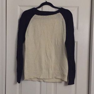 Baseball-tee style sweater
